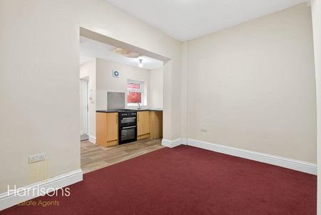 3 bedroom terraced house to rent - Photo 4