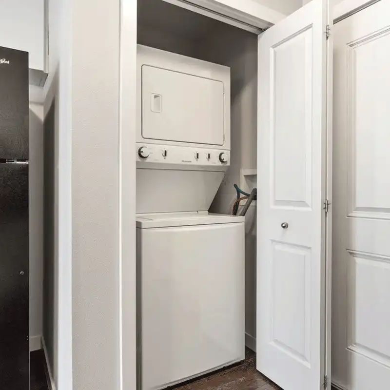 Madison Apartments — 1 Bedroom available at 1251 & 1291 McEachern Dr, Regina - Photo 1