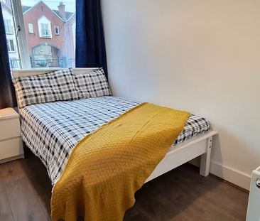 Phibsborough Road, Dublin - Photo 5