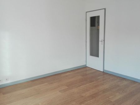 Résidence Le Brasilia 16 boulevard Joseph Girod, 63000, Clermont-Ferrand - Photo 3