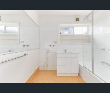 5/36 Elizabeth Street, Bentleigh East, Vic 3165 - Photo 4