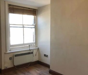 Studio to rent - Photo 6