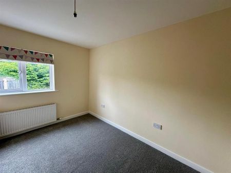 3 bedroom terraced house to rent - Photo 5