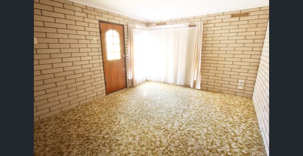 Quite complex - Photo 1