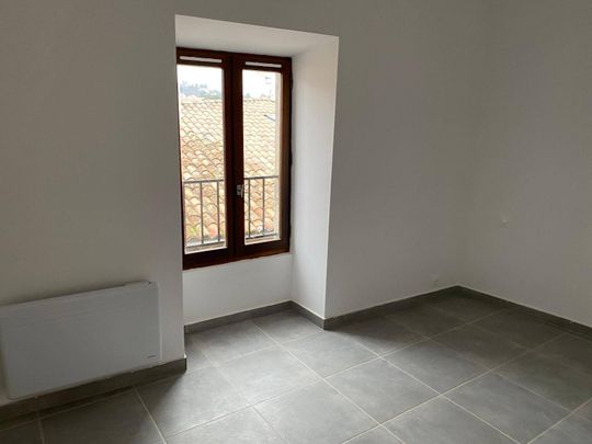 Location appartement 5 pièces 69.31 m² à Les Vans (07140) 4 - Photo 1