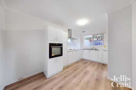 5/7 Gnarwyn Road, Carnegie - Photo 2