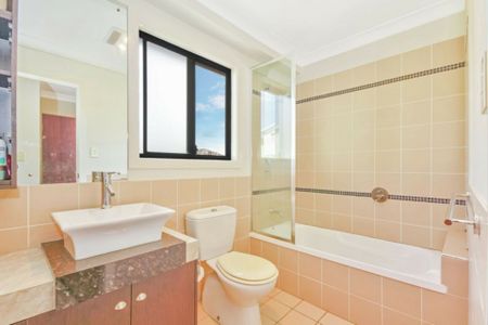3/19 Western Avenue, Chermside QLD, Belconnen - Photo 3
