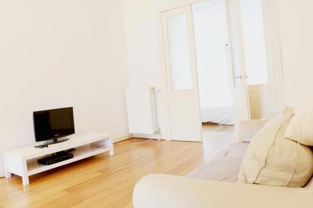 Appartement te huur - foto 2