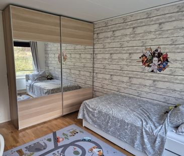 Rymligt radhus med tre sovrum i barnvänligt område i Kållered! - Photo 6