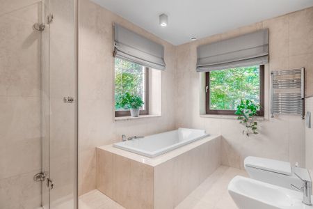 Przytulny, nowoczesny dom z przestronnym salonem - Photo 3