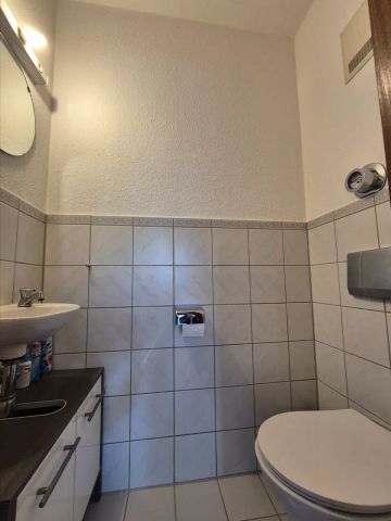 Traumhafte 3-Zimmer-Wohnung mit Panoramablick über Böblingen – Voll möbliert und bezugsfertig! - Foto 4