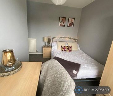 1 bedroom in a house share to rent - Photo 2