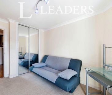 2 bedroom apartment to rent Arethusa House, Gunwharf Quays, Portsmo... - Photo 3