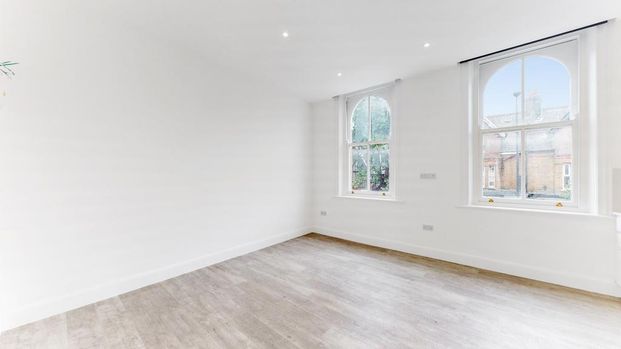 1 bedroom flat to rent - Photo 1