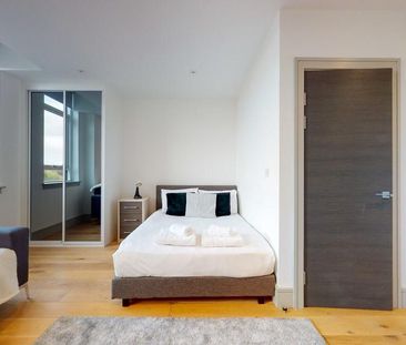 Studio to rent - Photo 6