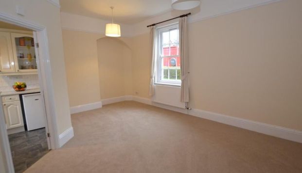 North Grange, EX2 7EY - Photo 1