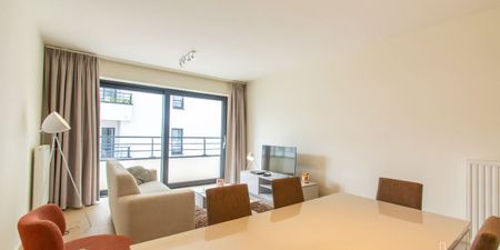 Appartement te huur in Evere voor € 1.400 met 2 slaapkamers - Photo 2