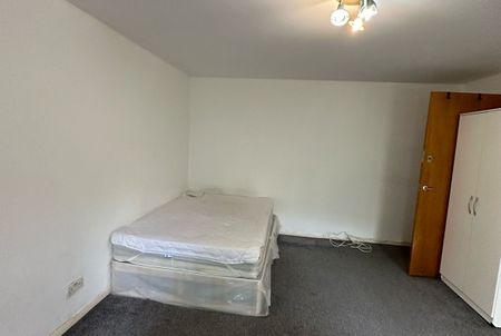 Burgos Grove SE108LL - Photo 5
