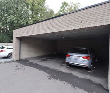 Lichtrijke woning met carport - Photo 1