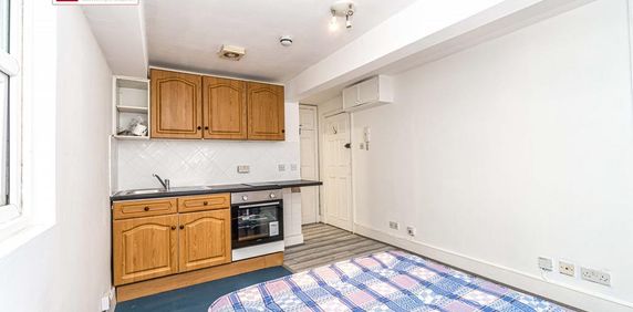 Studio to rent - Photo 2