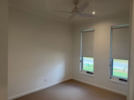 Brand New Living in Sought-After Nikenbah - Photo 5