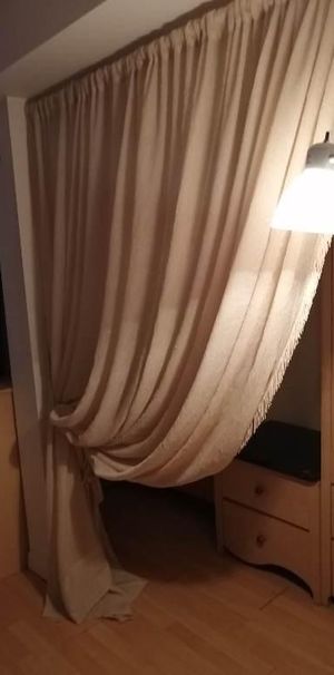 Batcheleur Grand 2 1/2 , Entièrement meublé, tout inclus (Secteur Boisé du Golf) Secteur Privilégié ! - Photo 1