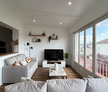 Appartement 5 pièces 103m2 REIMS 1 700 euros - Photo 2