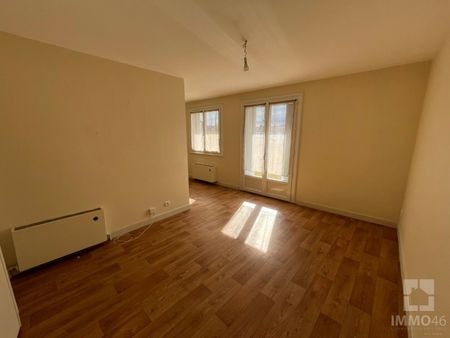 Location Appartement 1 pièce 45m² CAHORS 46000 - Photo 2