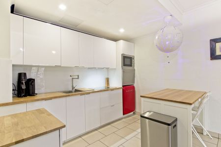 Fully Furnished - 1 Bedroom Unit - Inner City Living! - Photo 4