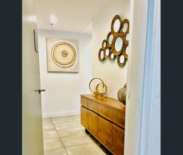 Seaview Furnished Apartment in the Heart of Wollongong - Photo 5