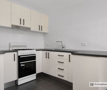 CENTRAL, QUIET & RENOVATED - Photo 6