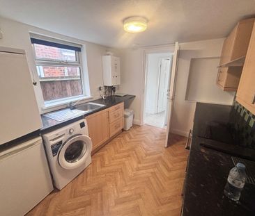 Blaydes Street, Hull - Photo 2