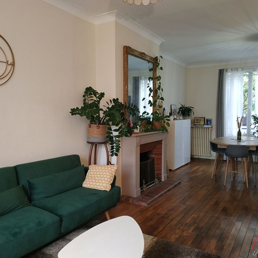 Location Maison 3 pièces 94m² - Photo 1