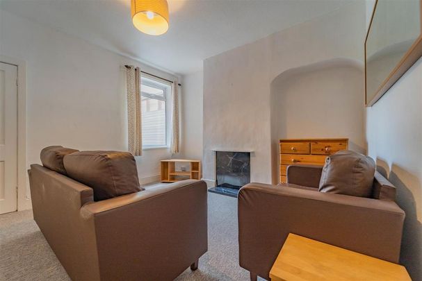 4 bedroom house to rent - Photo 1