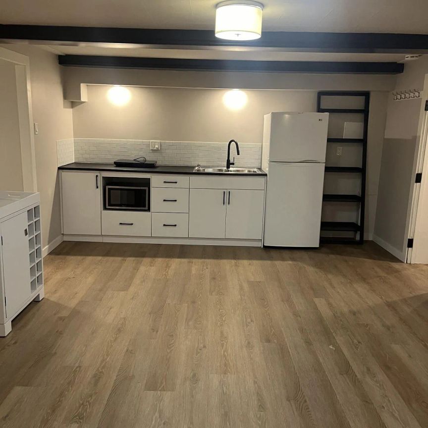 35 Lilywood Road #B1 - Photo 1