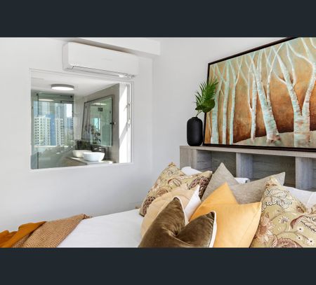 704/18 Fern Street, Surfers Paradise, Qld 4217 - Photo 2