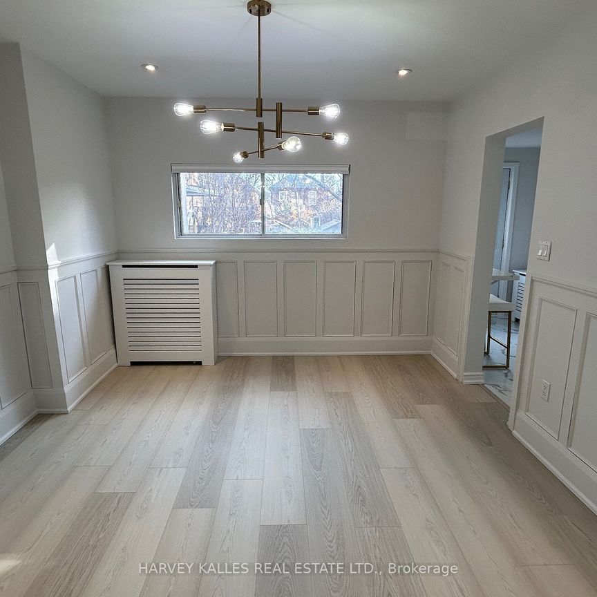 For Lease - 207 Old Orchard Grove, Toronto, Ontario - Photo 1