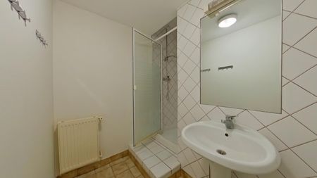 Location Appartement 2 pièces 58m² POITIERS 86000 - Photo 4