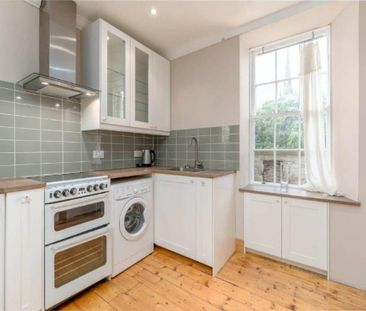 2 bedroom flat to rent - Photo 6