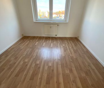 Platz für eine kleine Familie, tolle 3 Raumwohnung mit Balkon! plus Gutschrift - Photo 6