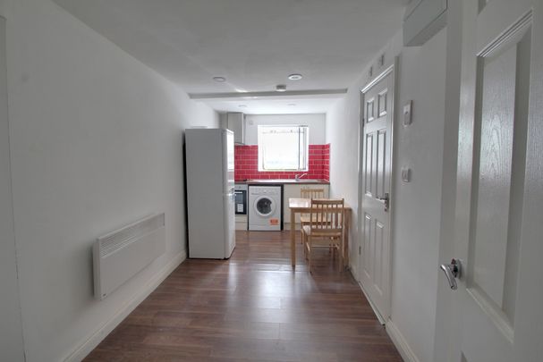 1 bed flat to rent in Upper Bond Street, Hinckley, LE10 - Photo 1