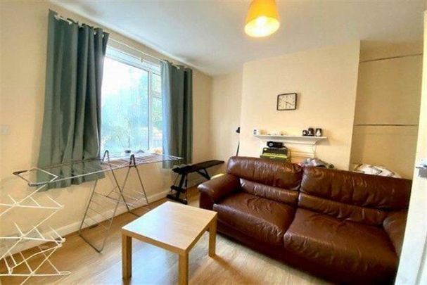 1 bedroom semi-detached house to rent - Photo 1