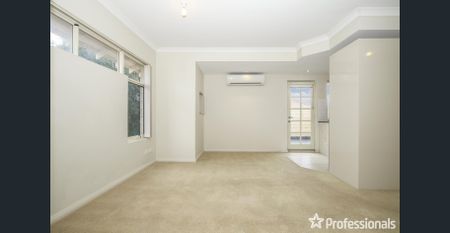 6 month lease! - Photo 3