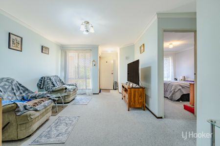 Convenient Two-Bedroom Unit Just Minutes from Mandurah Foreshore - Photo 2