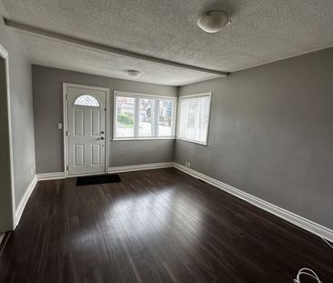 For Lease - 86 Bond Crescent, Richmond Hill, Ontario - Photo 5
