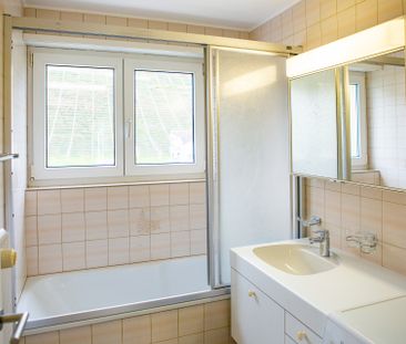 Schön renovierte Wohnung in traumhafter Umgebung - Photo 3