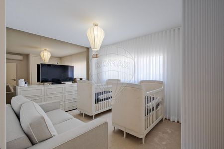 Moradia T4 em Lisboa - Photo 2