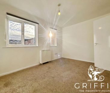 Waterville Drive, Vange, Basildon, SS16 - Photo 2