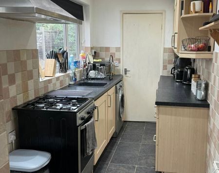 East Street - Photo 3