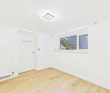 Scarborough Place, Torquay, TQ2 - Photo 3